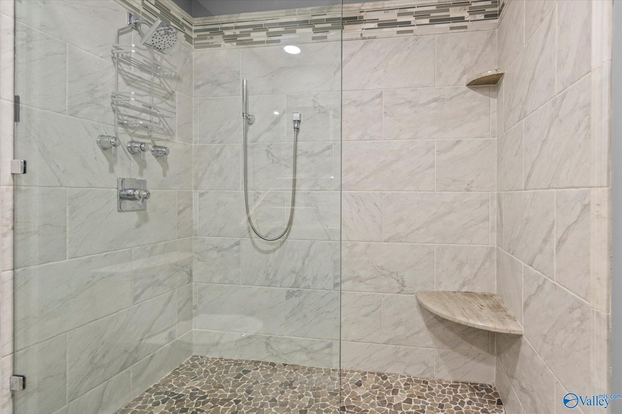 1667 Davis Road, Albertville, Alabama image 11