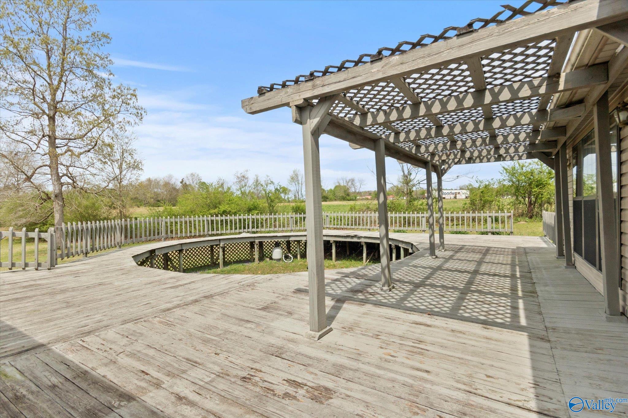 1667 Davis Road, Albertville, Alabama image 16