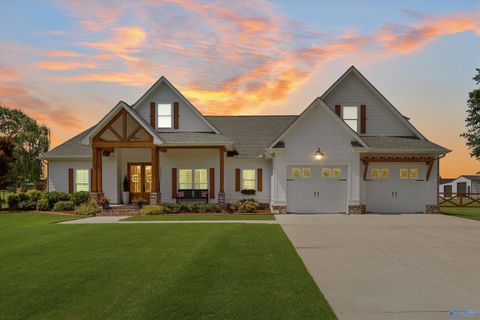 Photo of 20373 Edgewood Road, Athens, AL 35614 (MLS # 21911152)