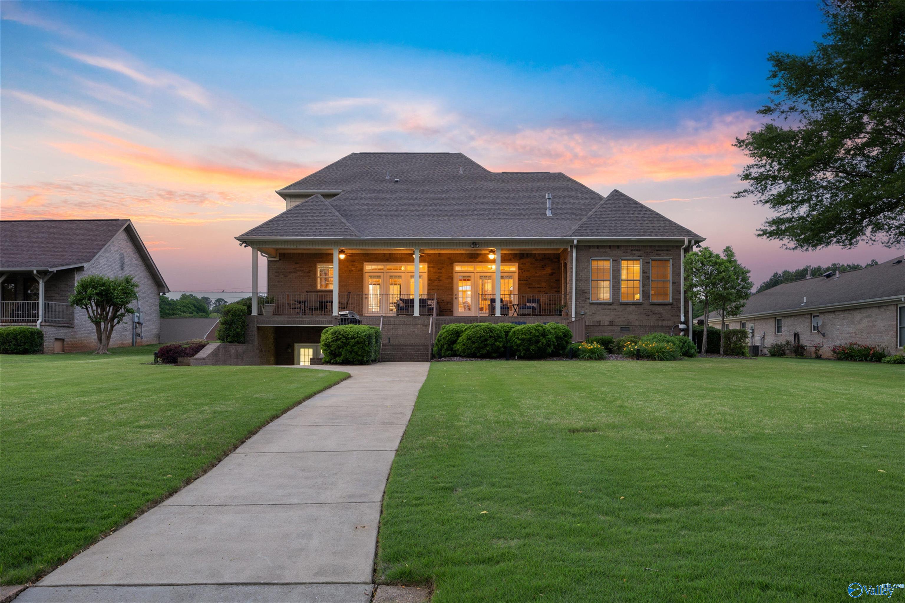 172 Naomi Drive, Rogersville, Alabama image 8
