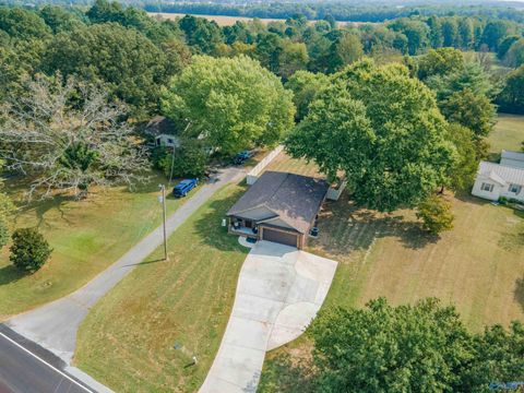 Homes For Sale - 27426 Gatlin Road<br/> Limestone County, Ardmore, AL 35739