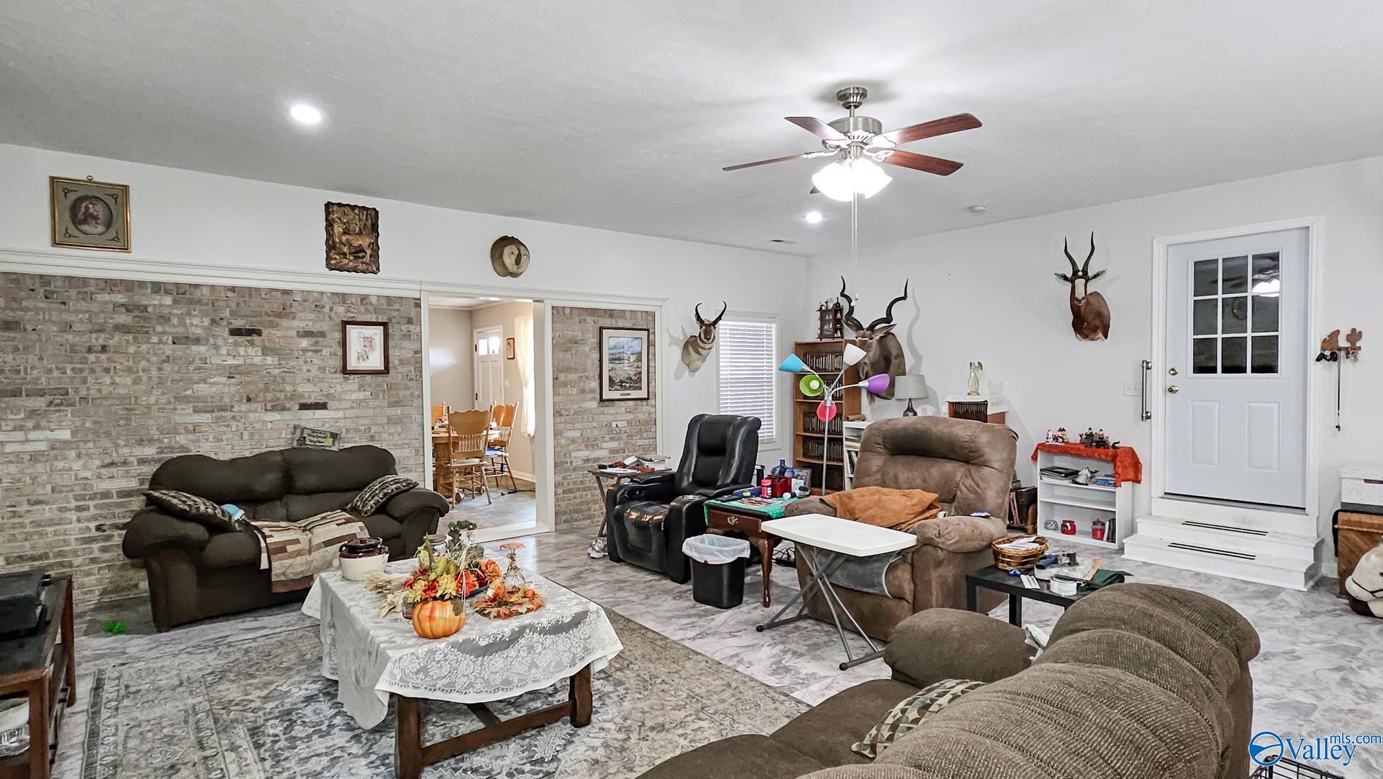 21767 Nelson Road, Elkmont, Alabama image 4