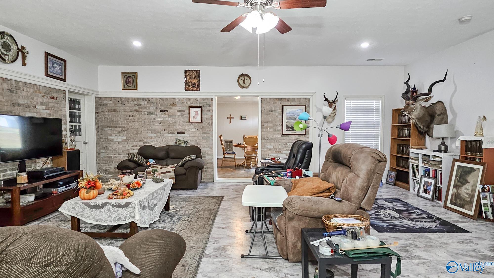 21767 Nelson Road, Elkmont, Alabama image 5