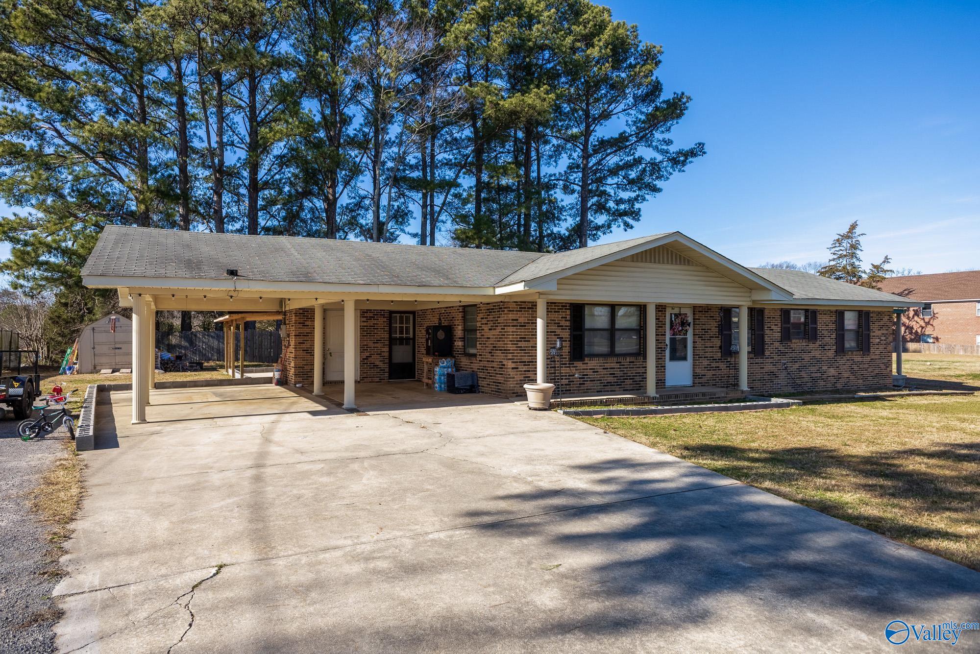 3911 County Road 434, Moulton, Alabama image 2