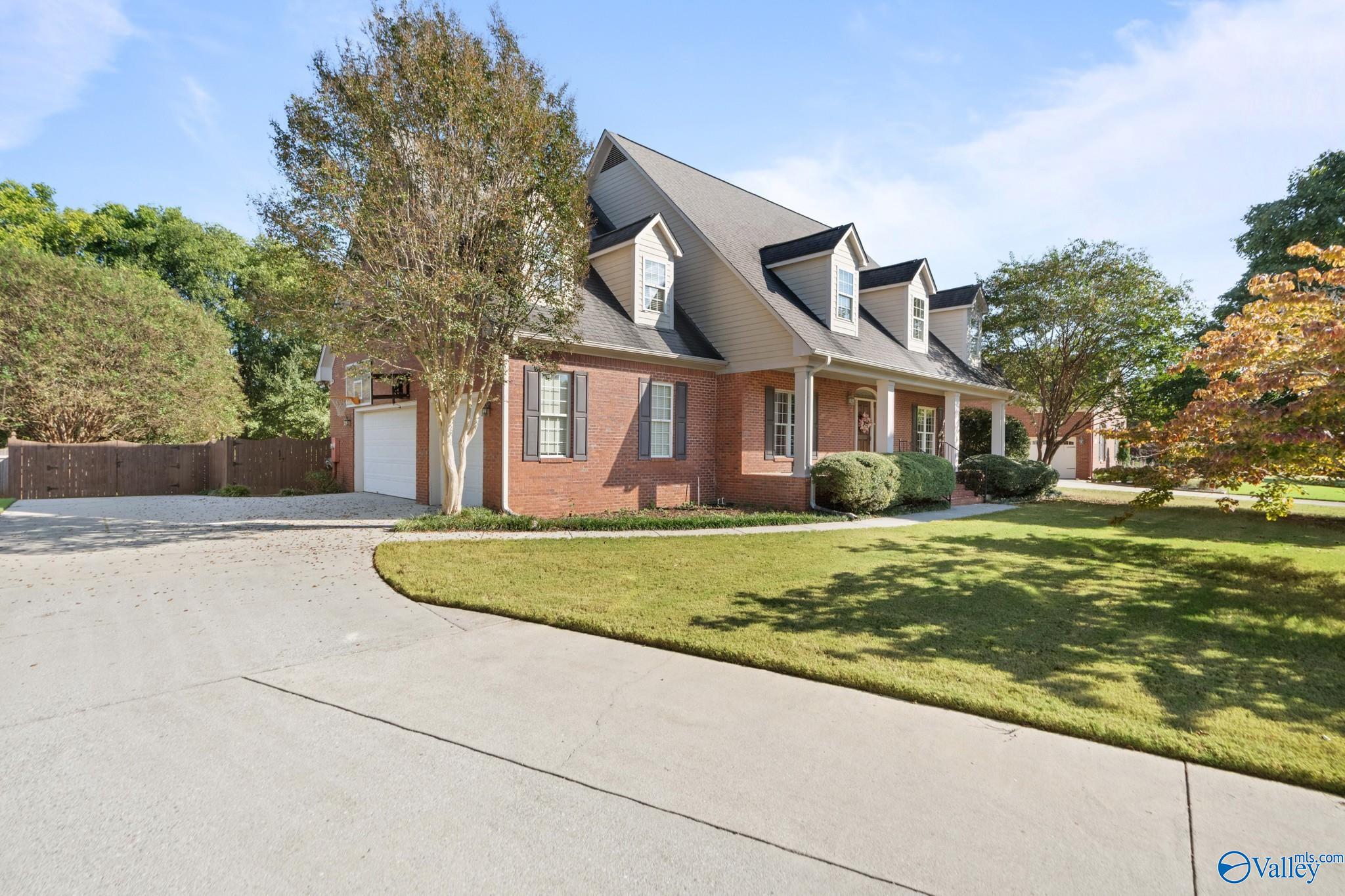 133 Downing Ridge