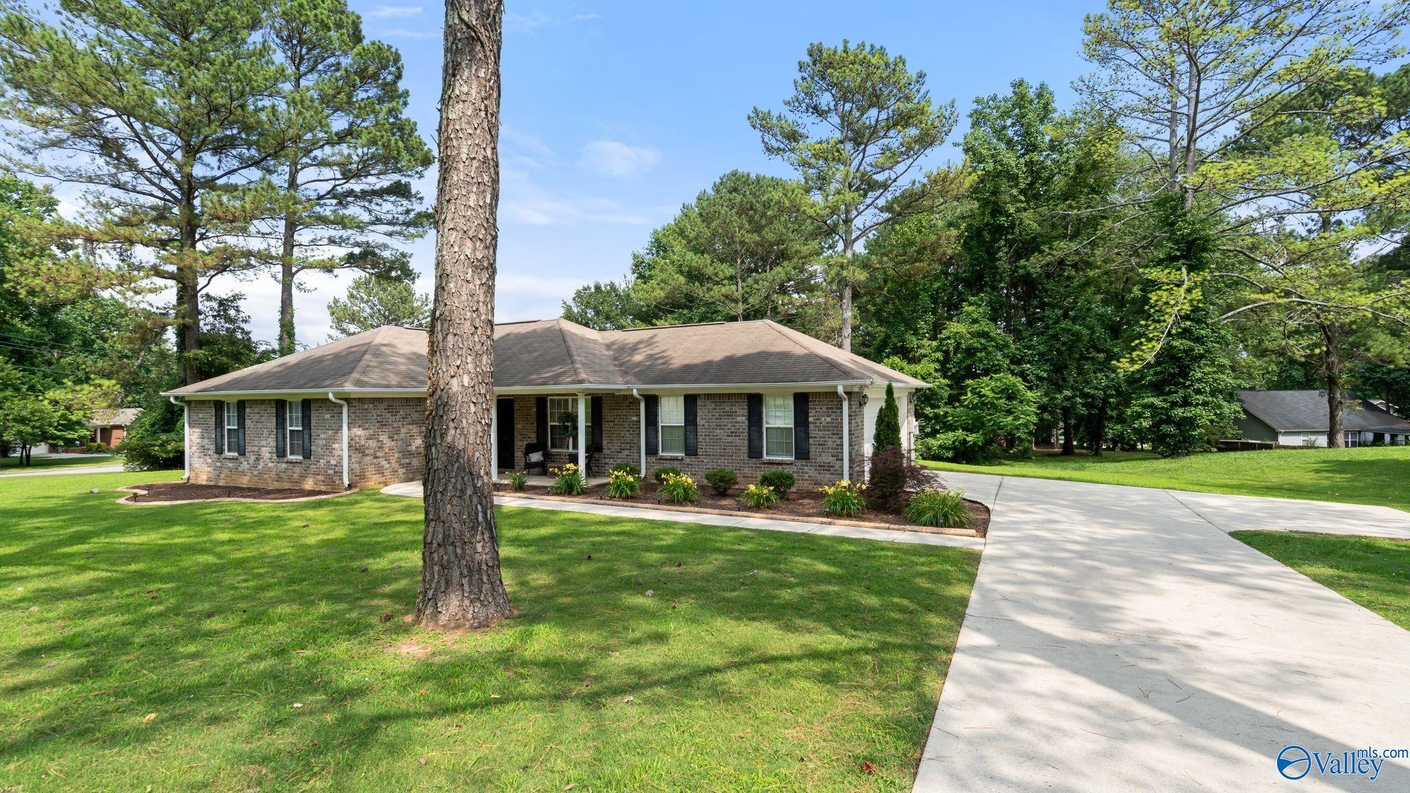 132 Ann Bradley Drive #N/A, Huntsville, Alabama image 2