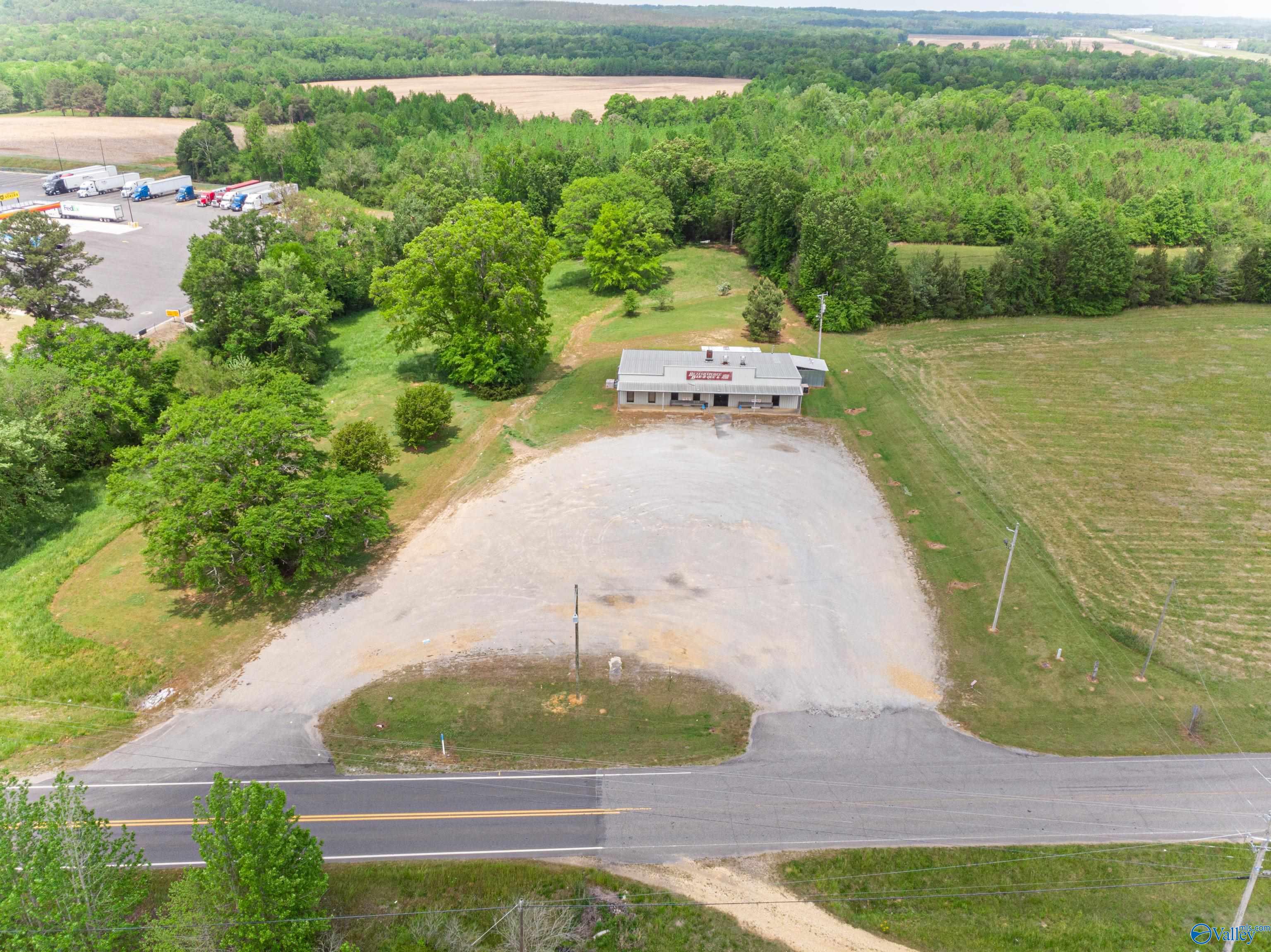 1056 County Highway 35, Hamilton, Alabama image 6