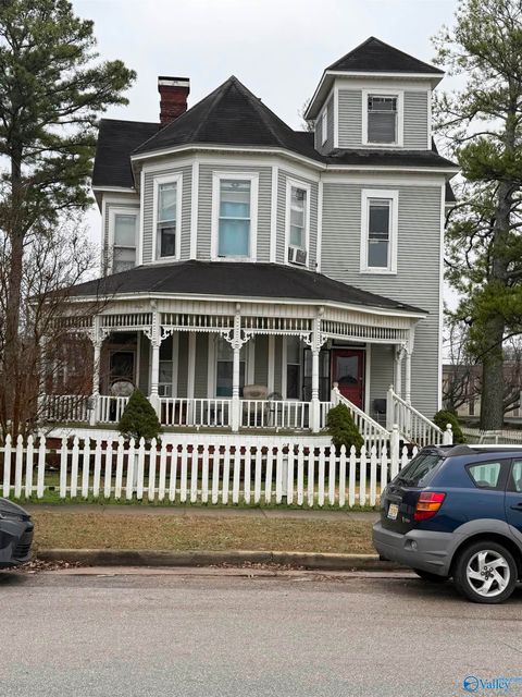 Apartment For Sale - 201 Prospect Drive<br/> Decatur, AL 35601