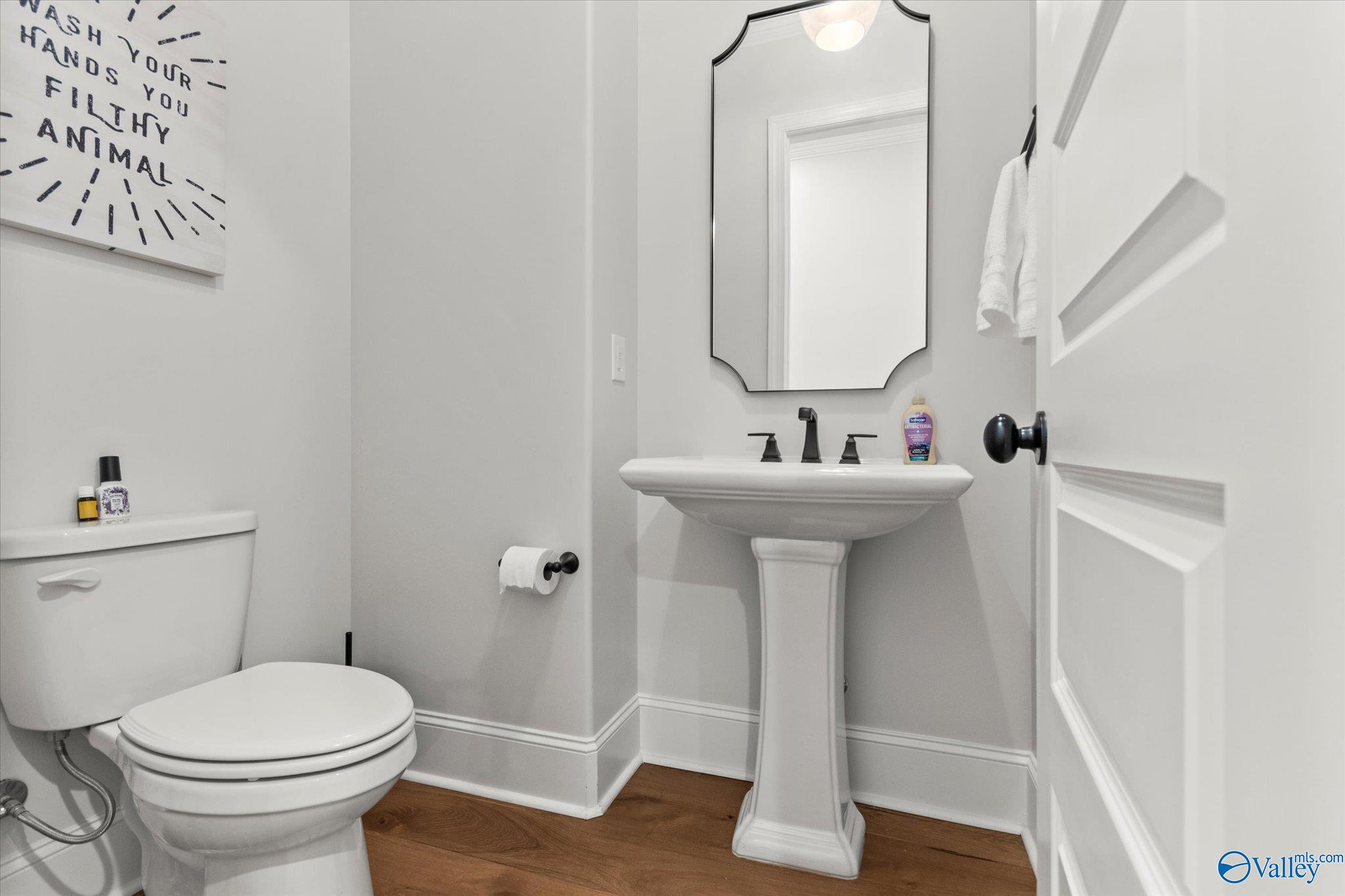 Madison, Alabama, 35757, United States, 4 Bedrooms Bedrooms, ,5 BathroomsBathrooms,Residential,Pending,2041569