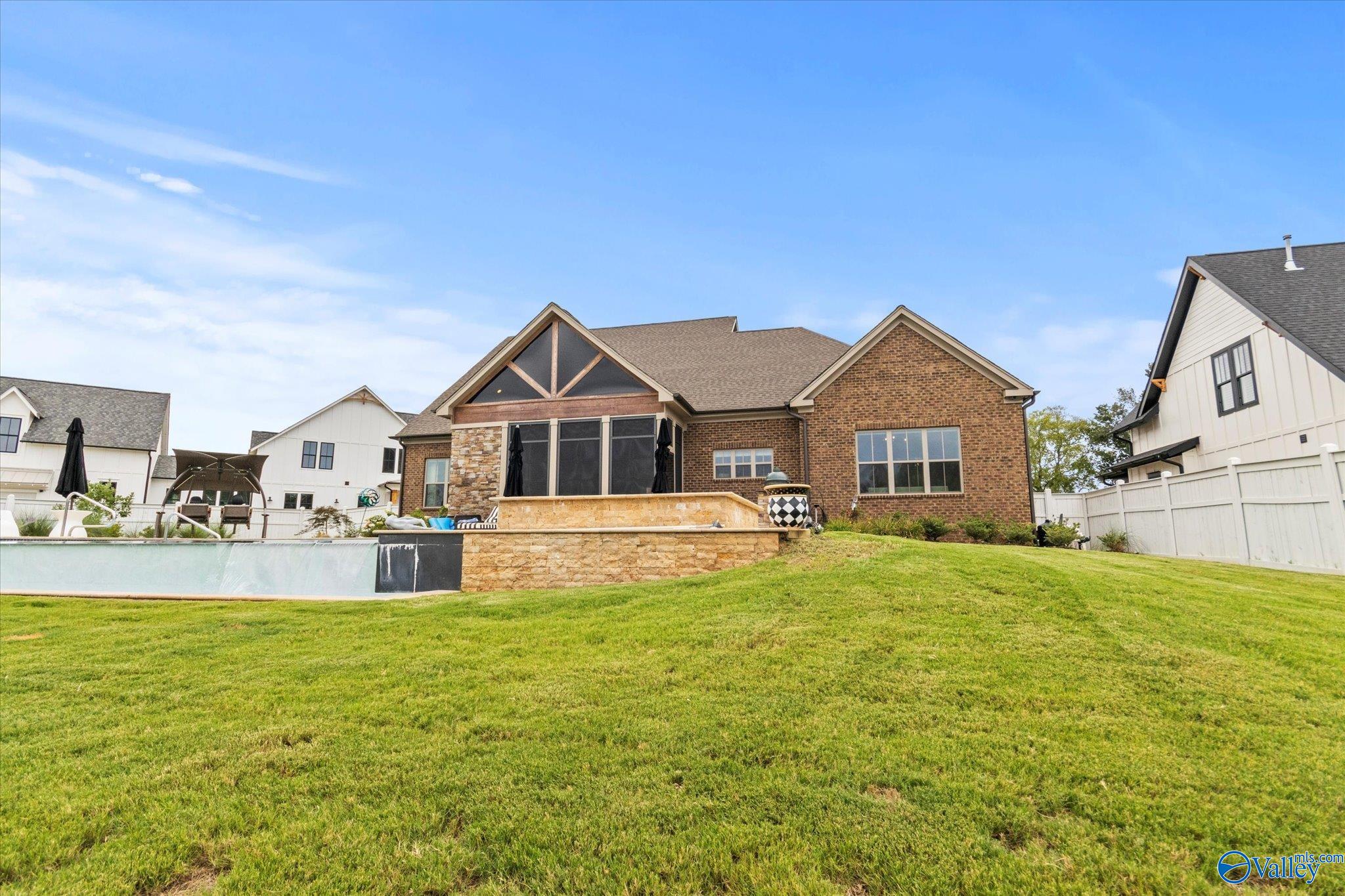 Madison, Alabama, 35757, United States, 4 Bedrooms Bedrooms, ,5 BathroomsBathrooms,Residential,Pending,2041569