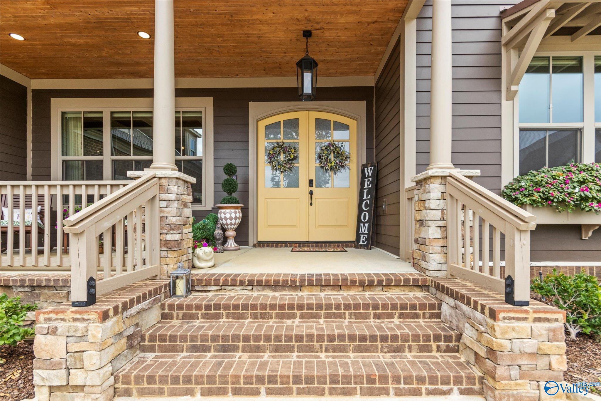 Madison, Alabama, 35757, United States, 4 Bedrooms Bedrooms, ,5 BathroomsBathrooms,Residential,Pending,2041569