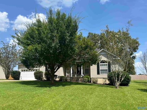 Homes For Sale - 24 Rachel Lane<br/> Hokes Bluff, AL 35905