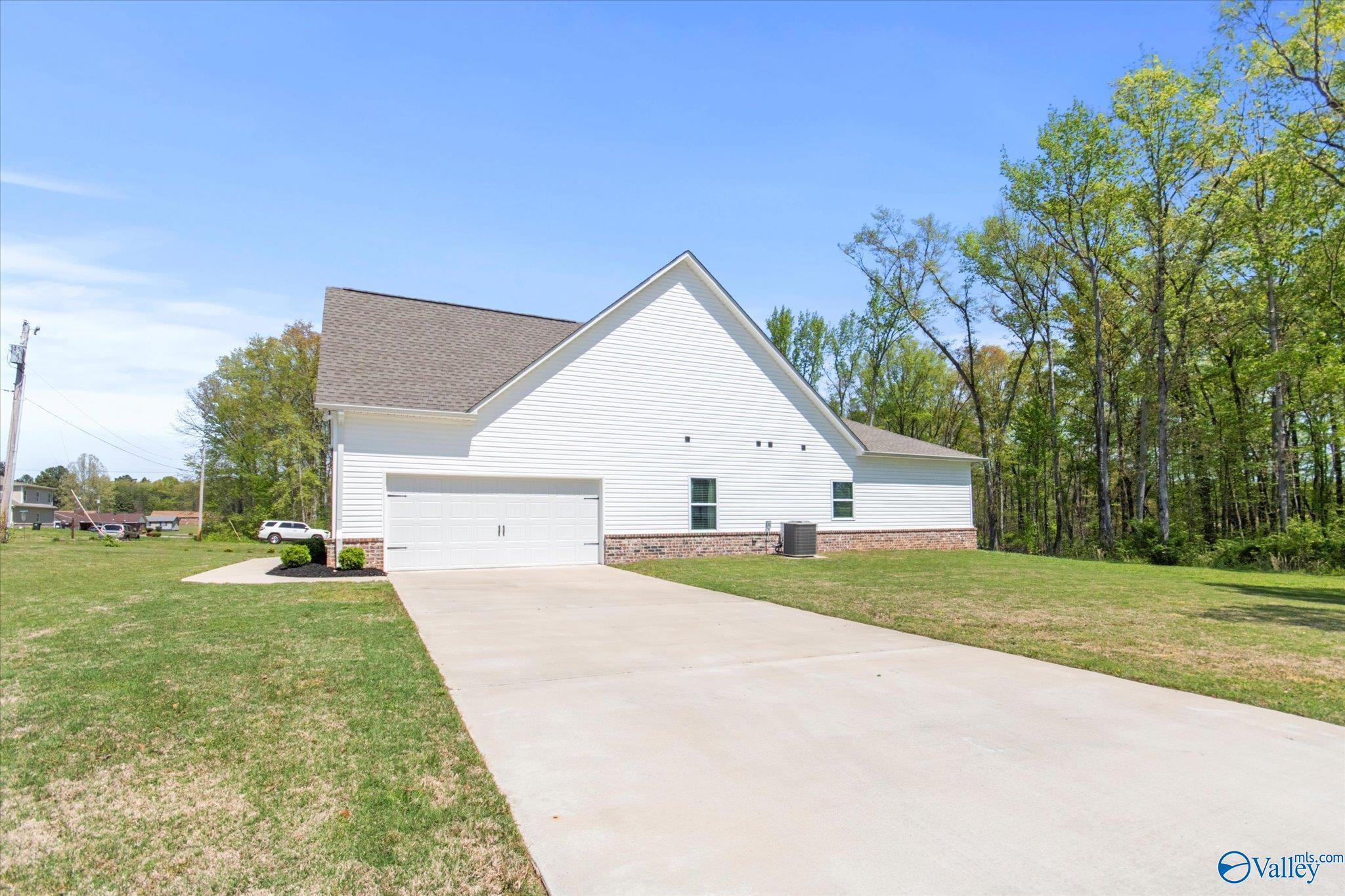 15176 Blendor Crooks Dr, Athens, Alabama image 5