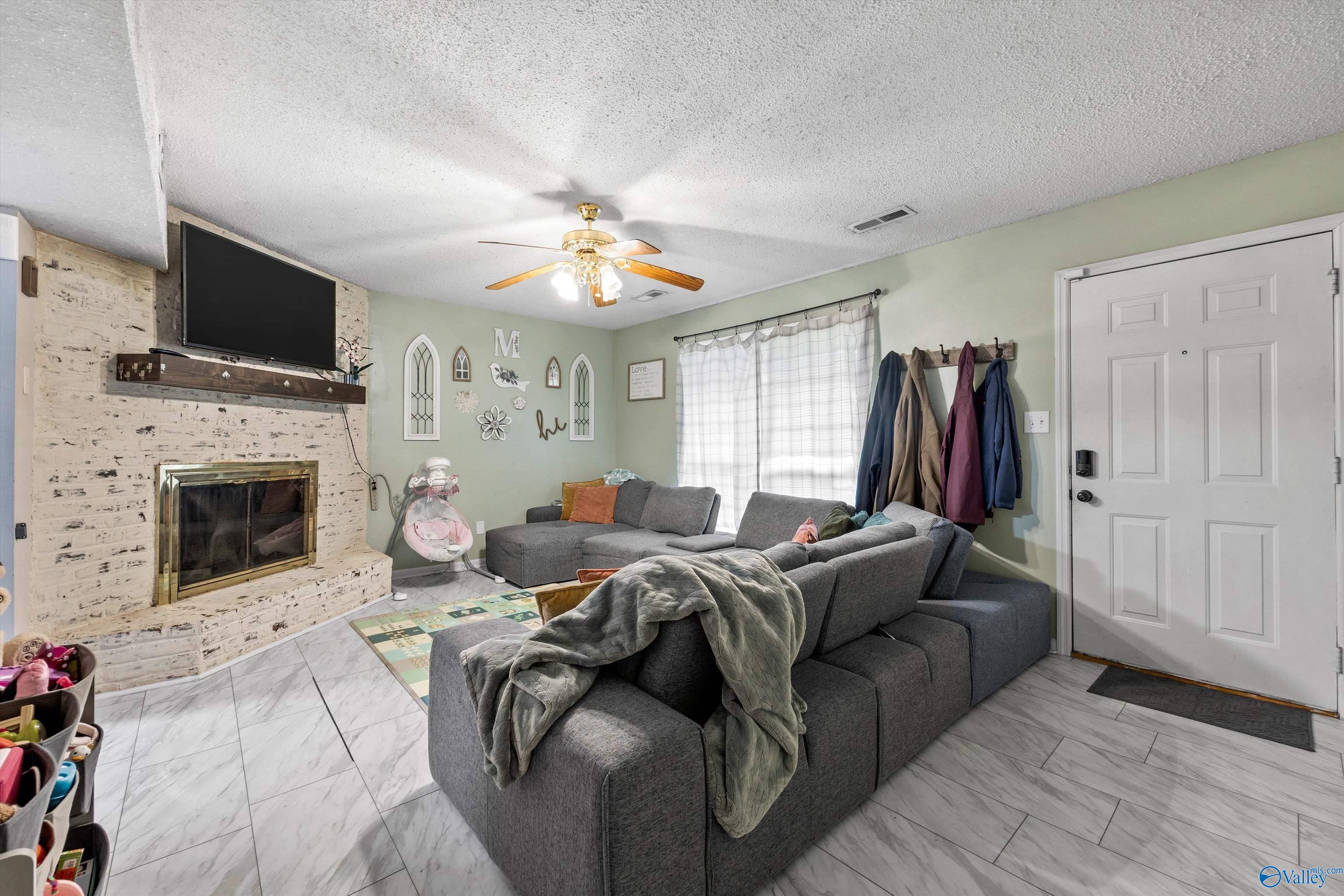 3612 White Oak Way, Huntsville, Alabama image 4