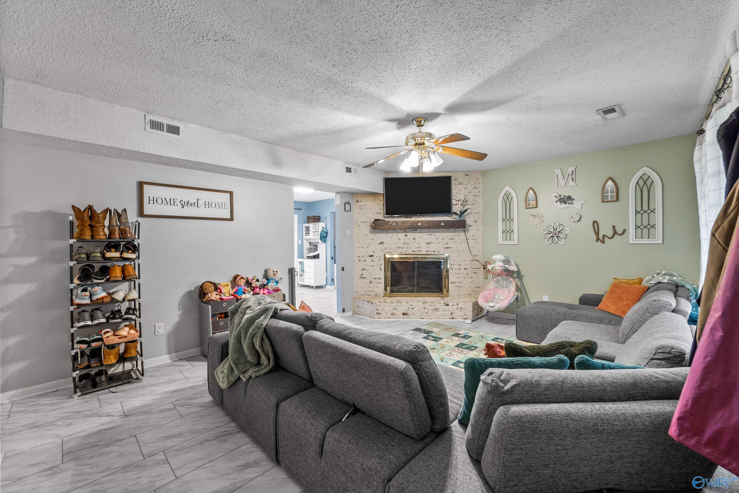 3612 White Oak Way, Huntsville, Alabama image 3
