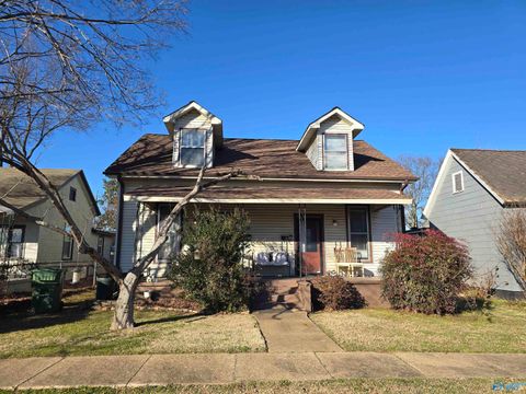 Multifamily For Sale - 805 Mckinley Avenue<br/> Huntsville, AL 35801