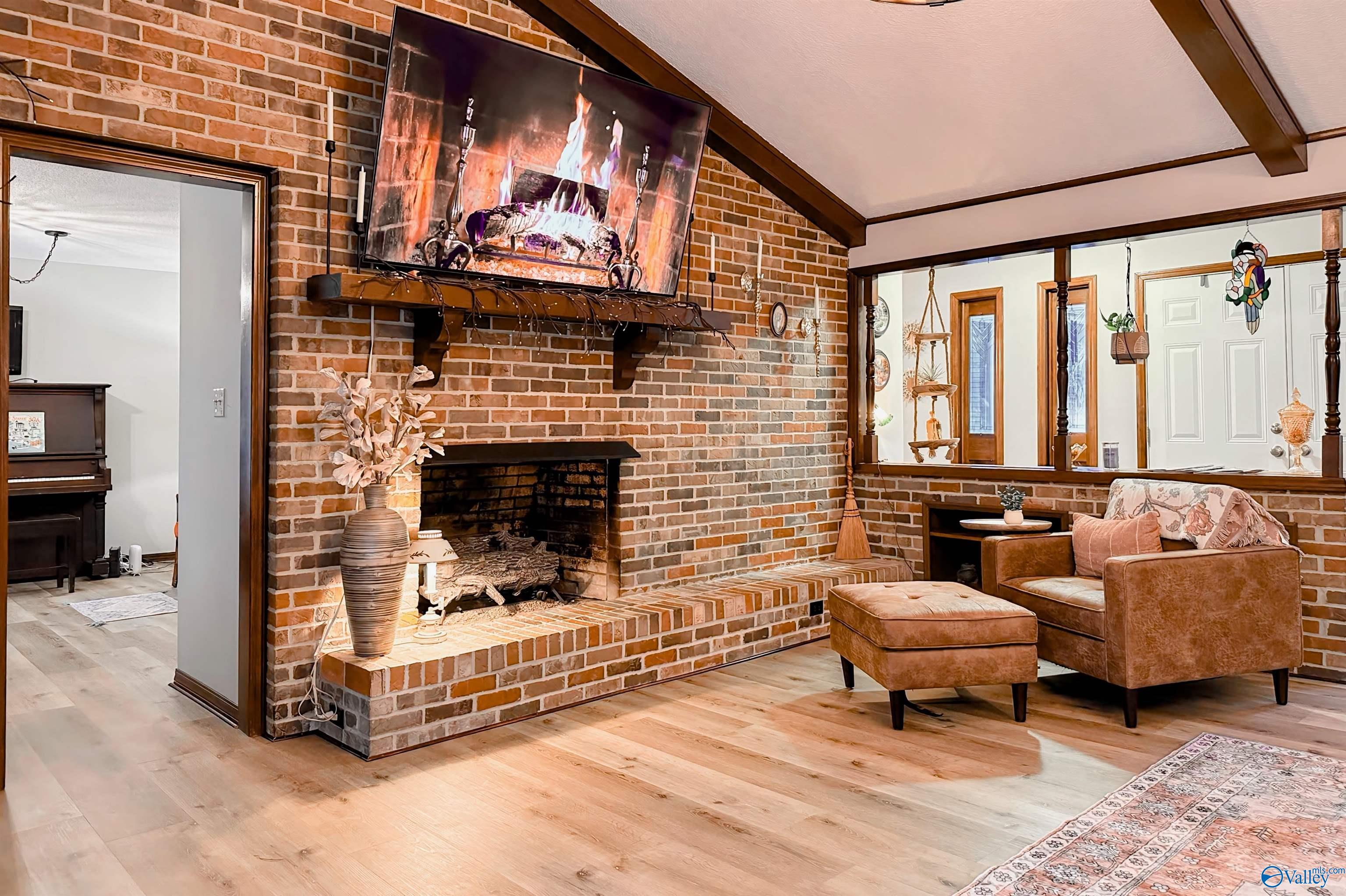 3103 Burningtree Mountain Road, Decatur, Alabama image 7
