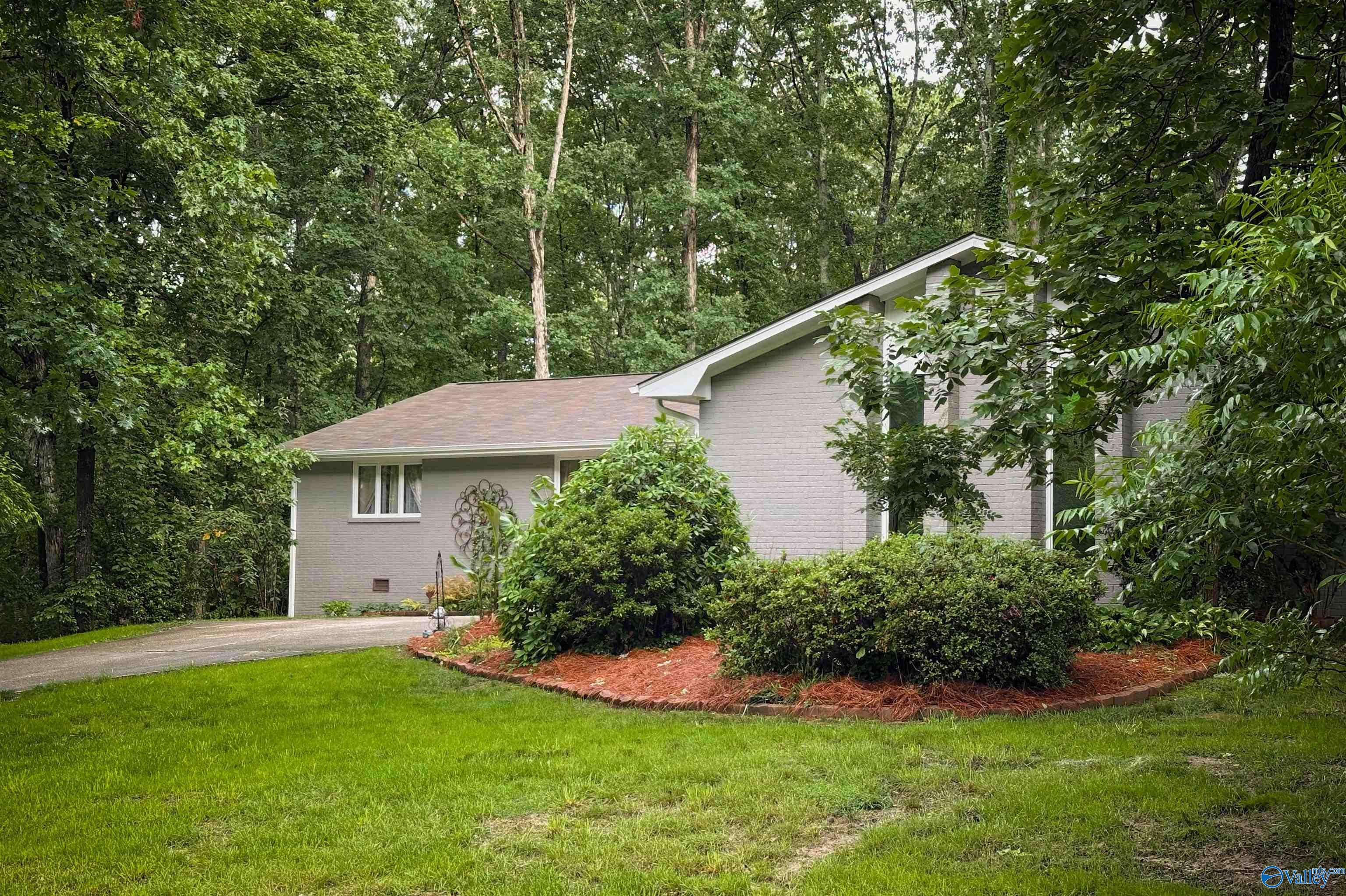 3103 Burningtree Mountain Road, Decatur, Alabama image 36