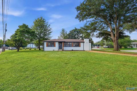 Homes For Sale - 3901 Harwood Drive<br/> Huntsville, AL 35805