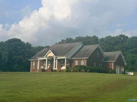 Homes For Rent - 15055 County Road 236<br/> Moulton, AL 35650