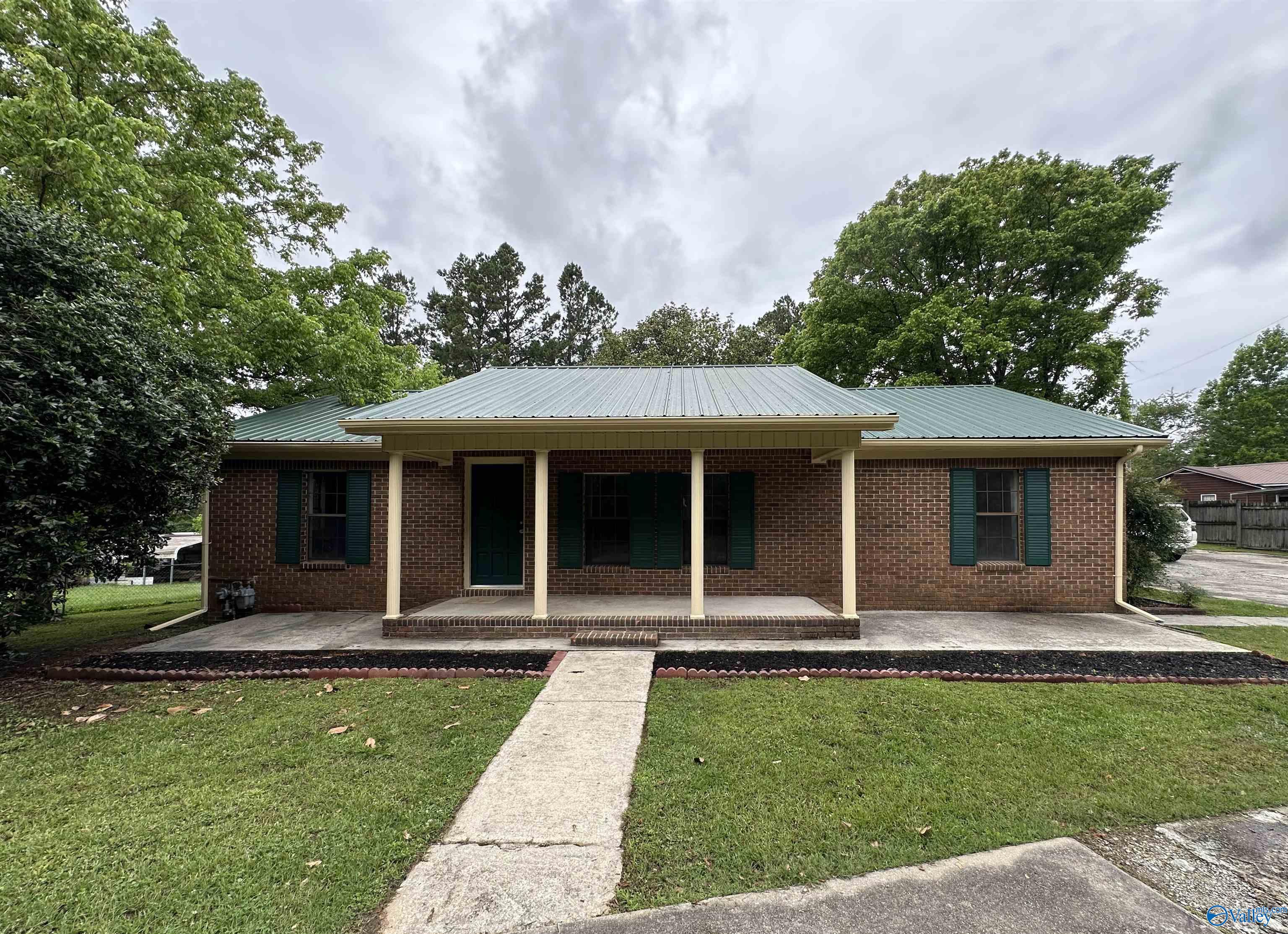 24351 Alabama Highway 33, Courtland, Alabama image 2