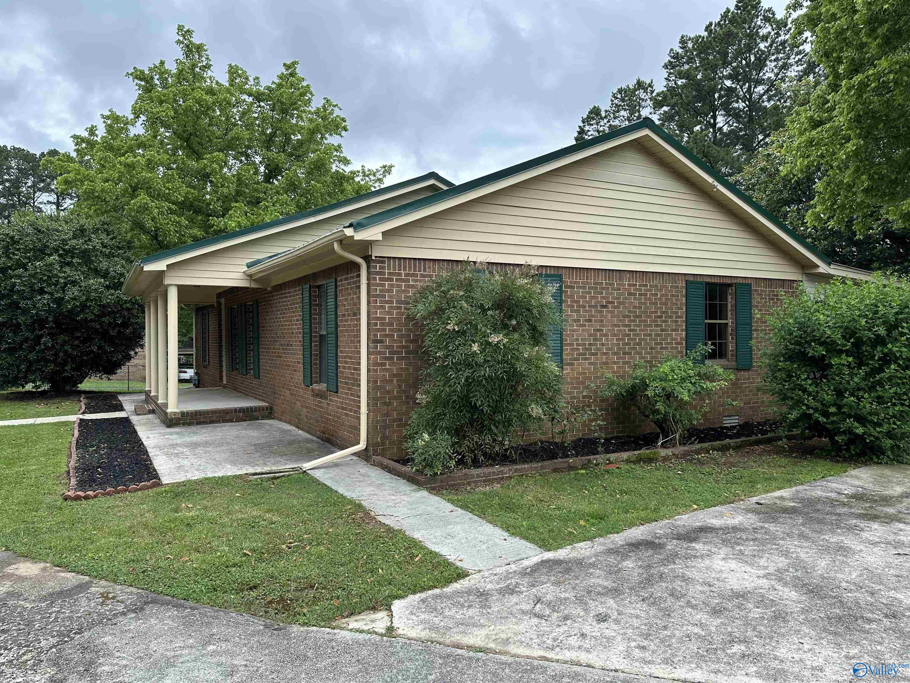 24351 Alabama Highway 33, Courtland, Alabama image 5