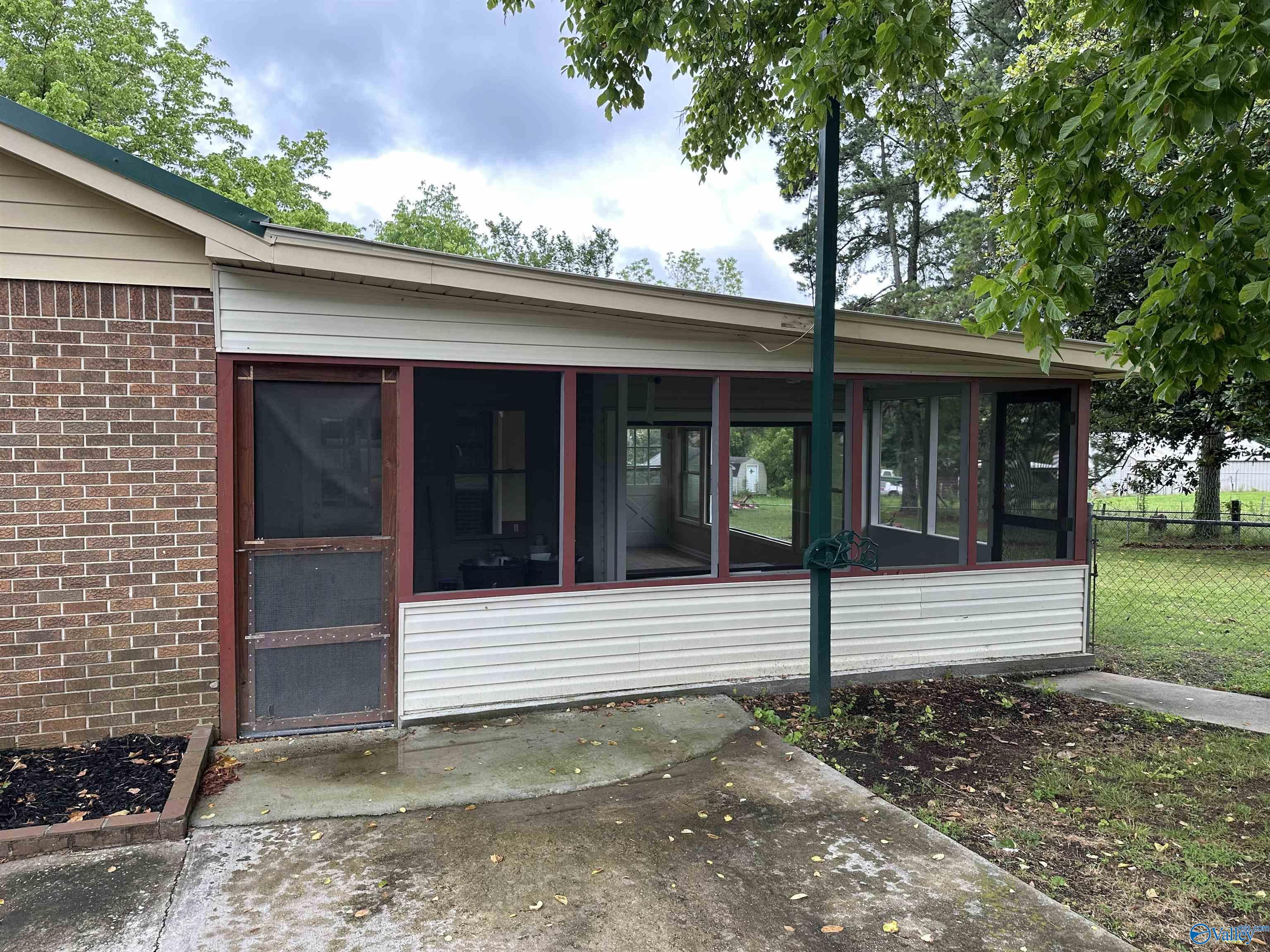24351 Alabama Highway 33, Courtland, Alabama image 6