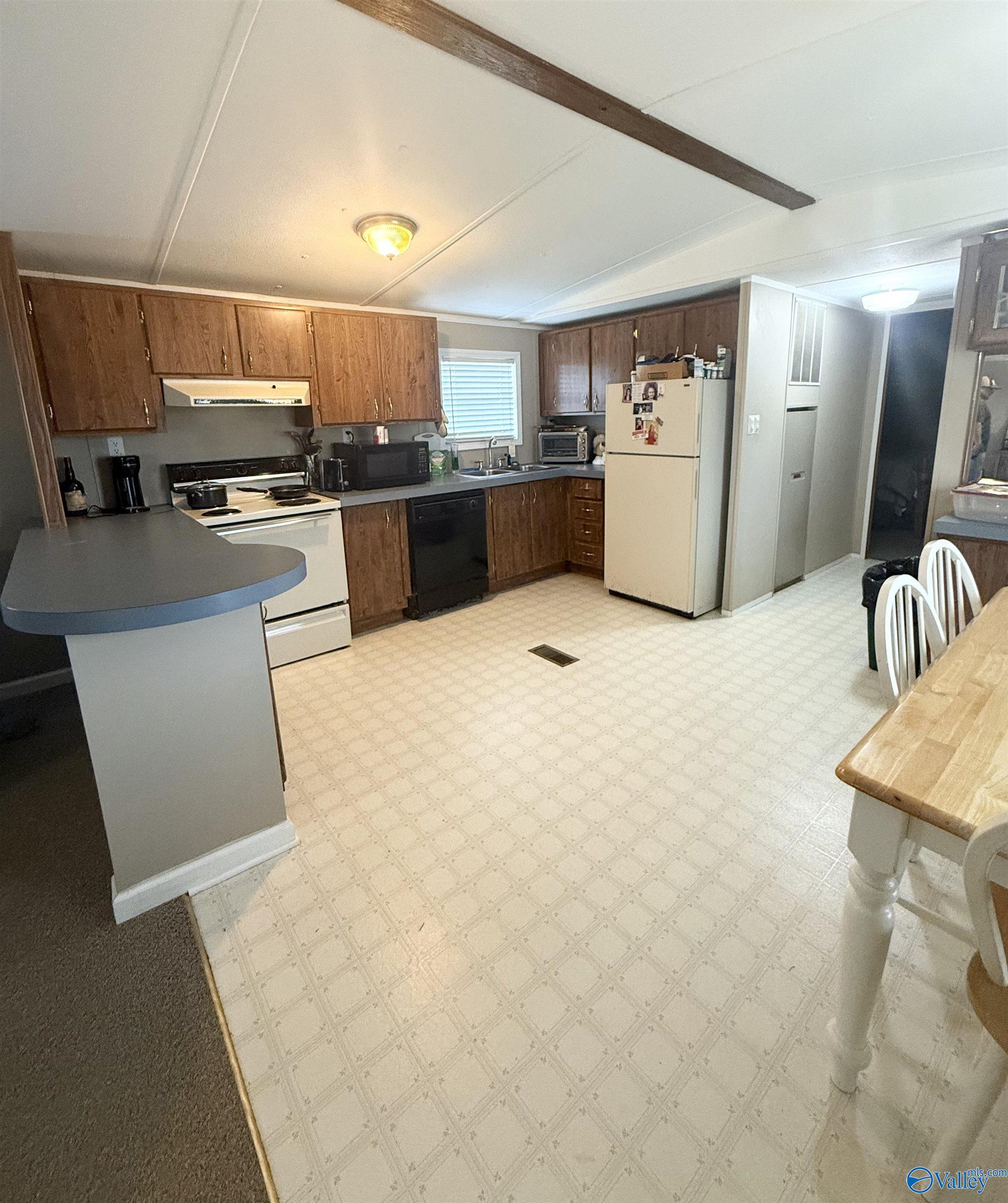 844 County Road 386, Albertville, Alabama image 4