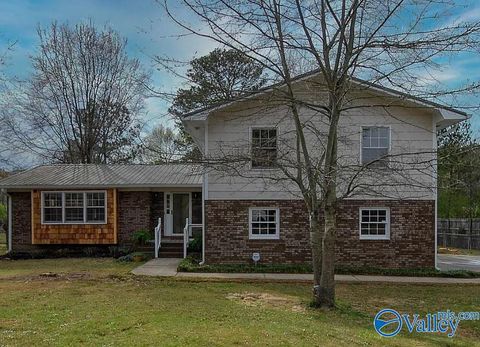 1118 NE Wynn Drive Anniston AL 36207