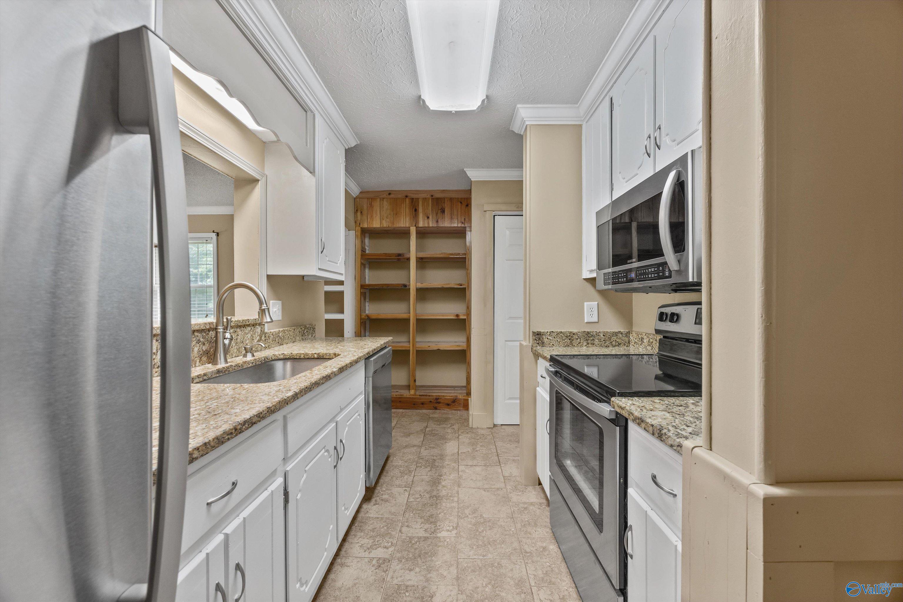 16712 Brooks Drive, Athens, Alabama image 9
