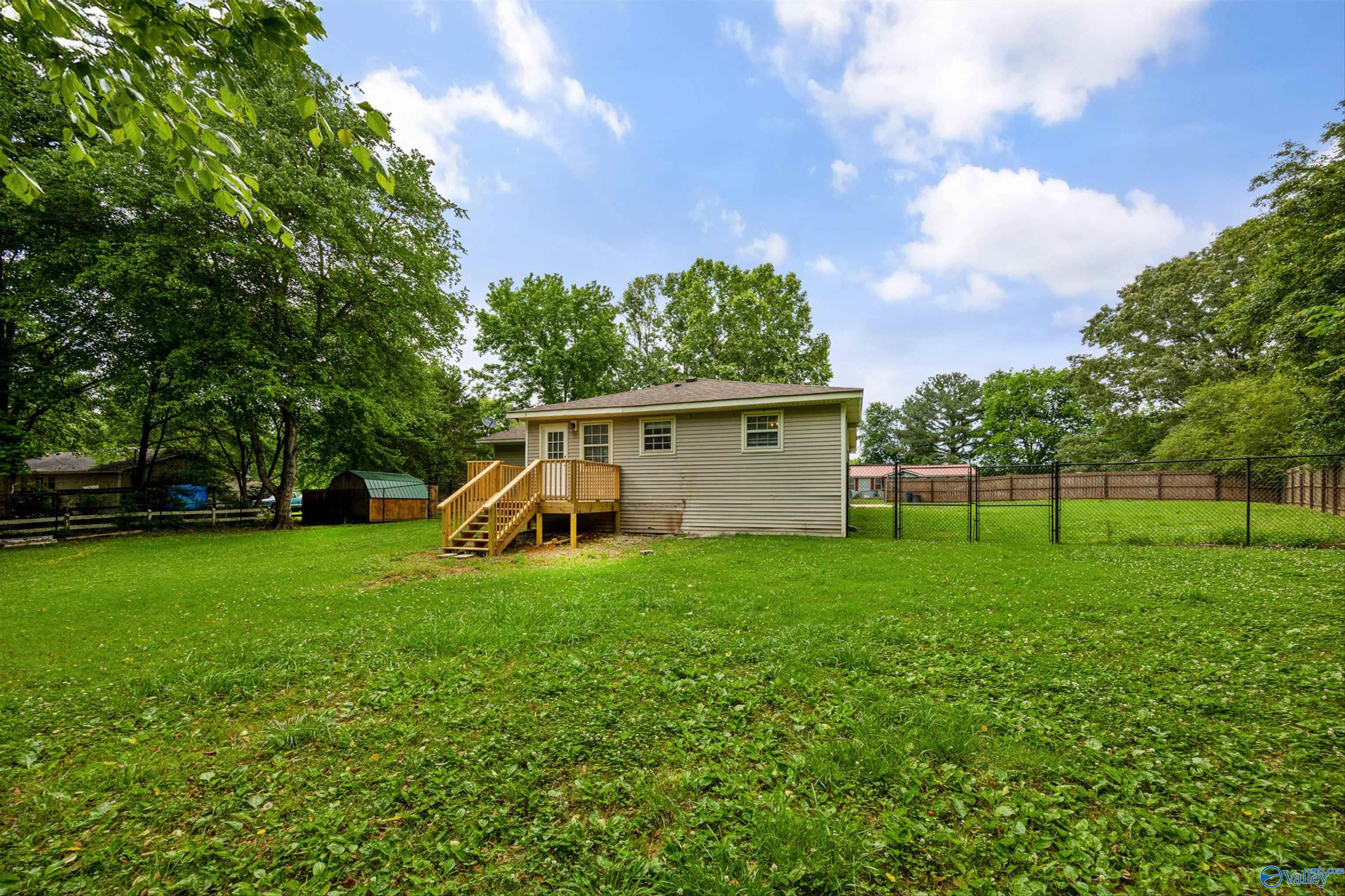 16712 Brooks Drive, Athens, Alabama image 22