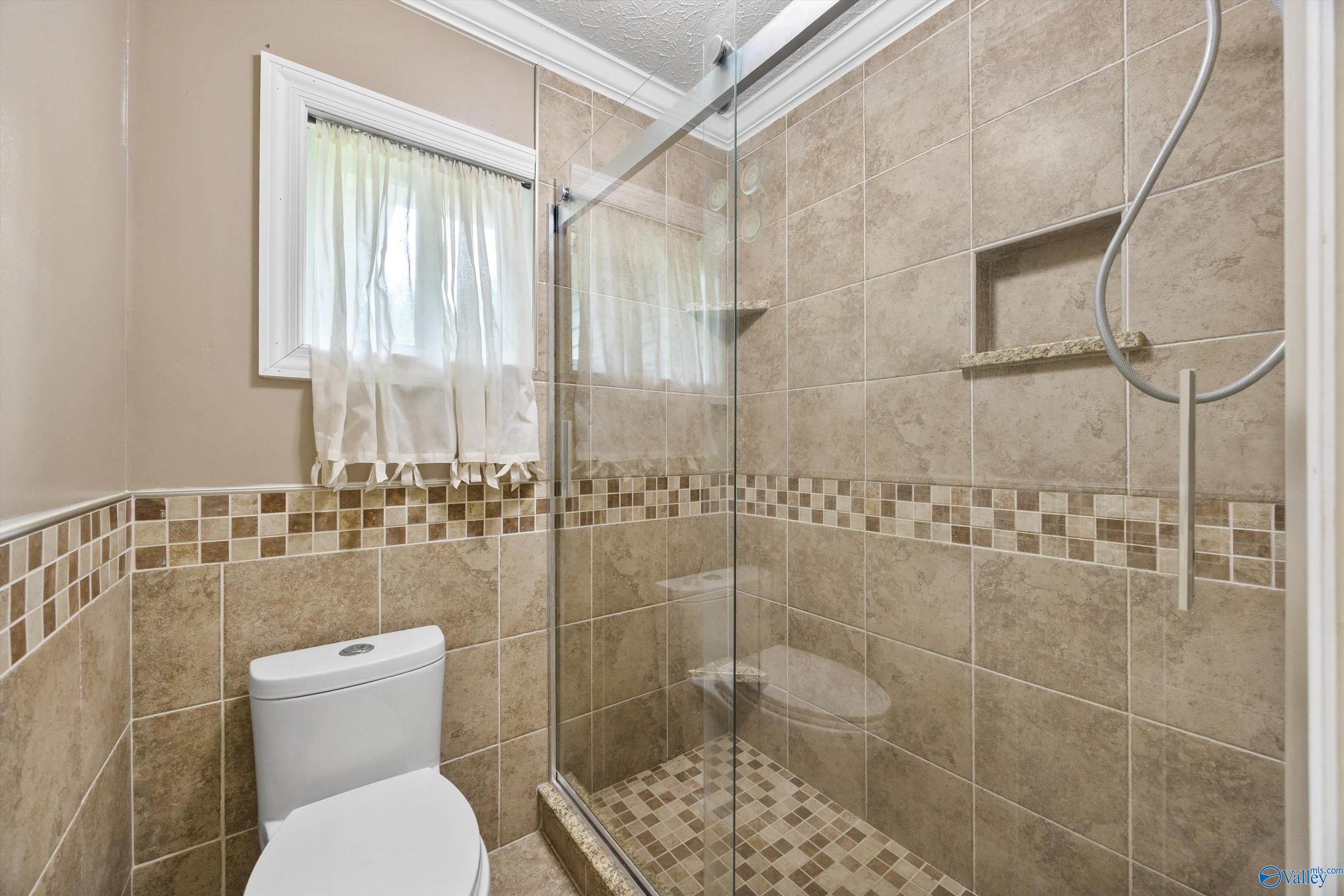 16712 Brooks Drive, Athens, Alabama image 11