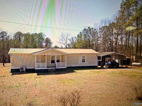 Mobile Home For Sale - 5175 Woodmont Drive<br/> Cherokee County, Cedar Bluff, AL 35959