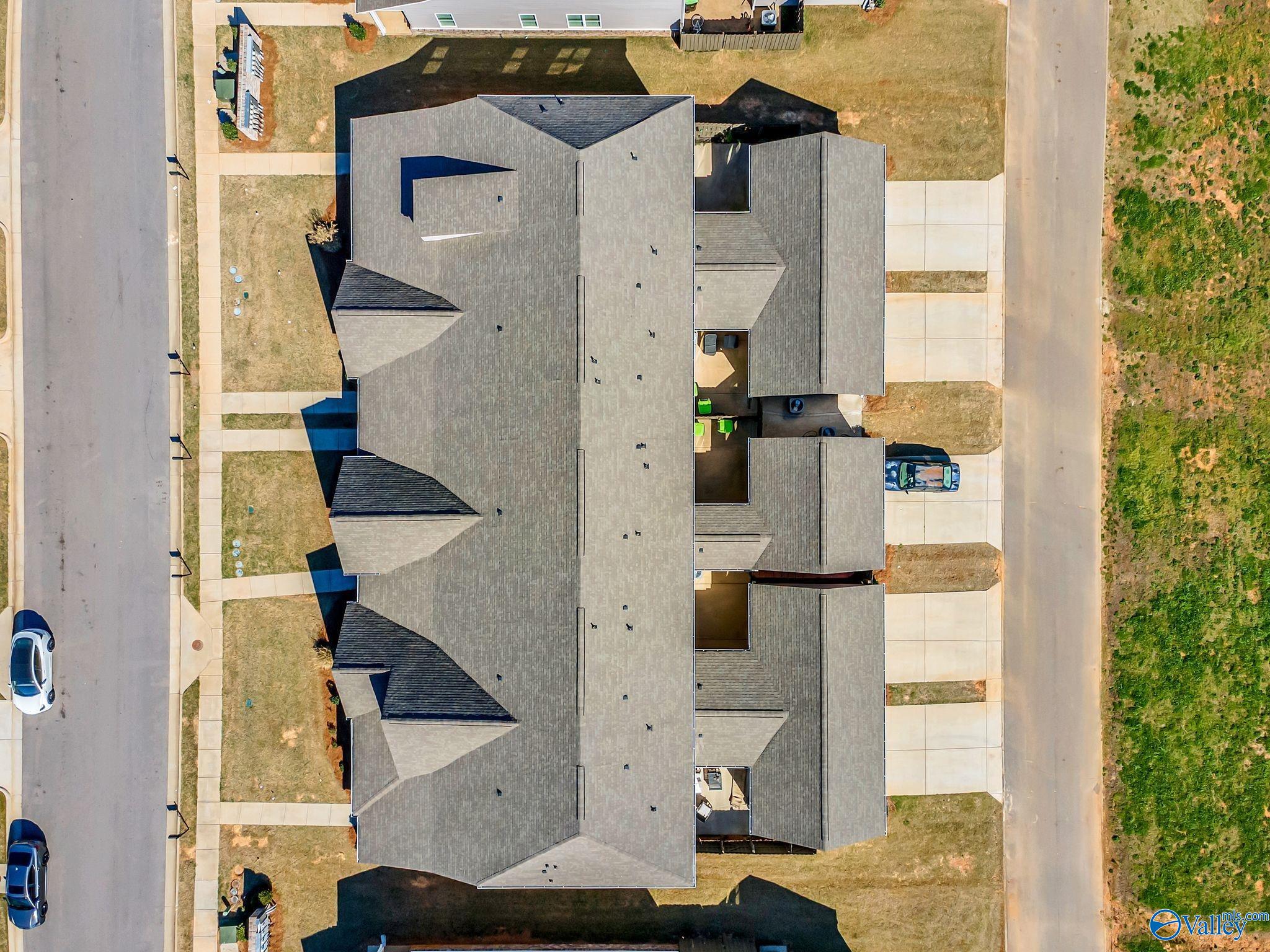 3221 Mcclellan Way SE