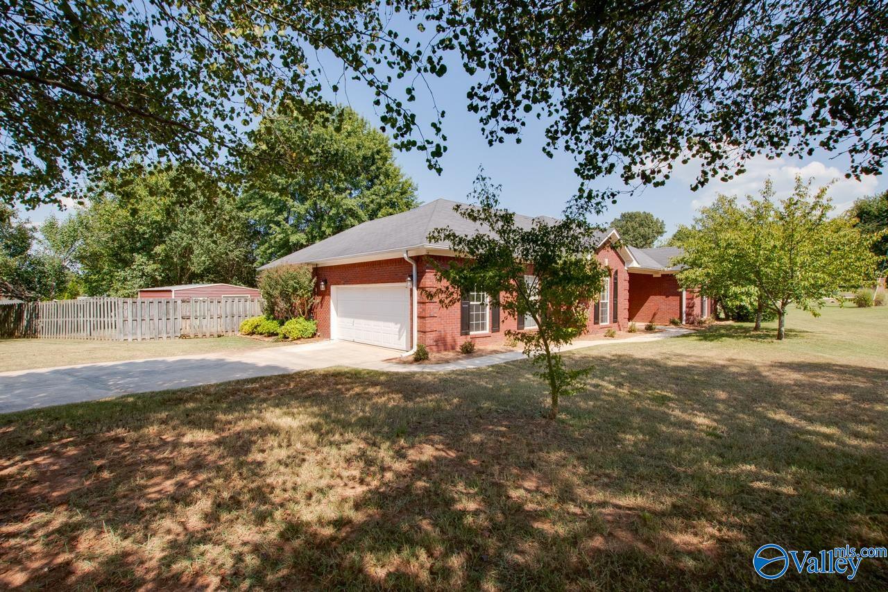 101 Stoney Point Drive, Harvest, Alabama image 5