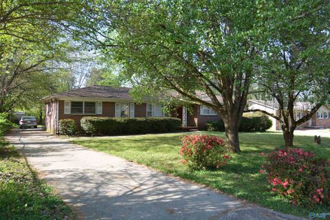 Homes For Sale - 3302 Barton Avenue<br/> Huntsville, AL 35810
