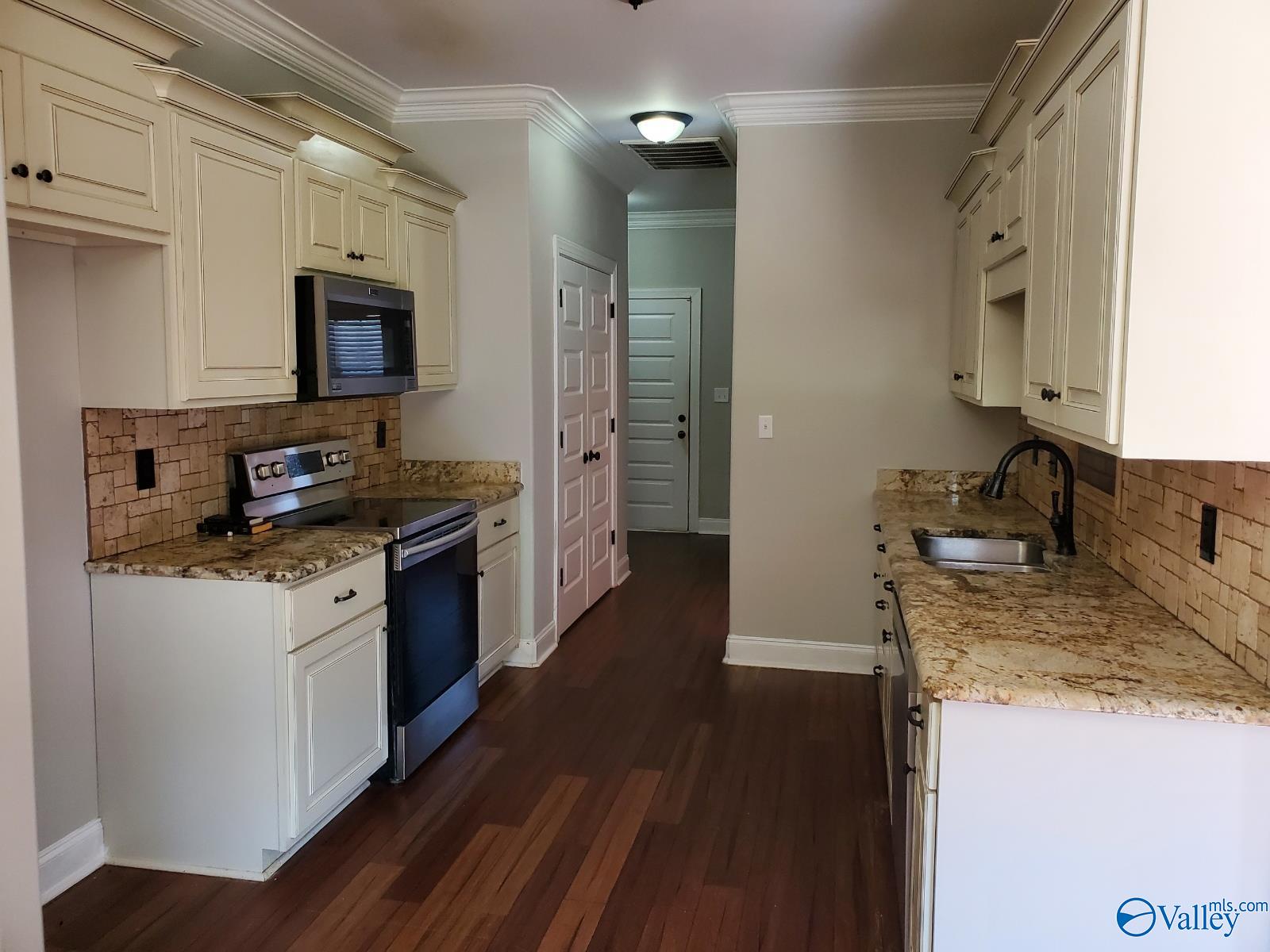137 Old Eli Road, Toney, Alabama image 11