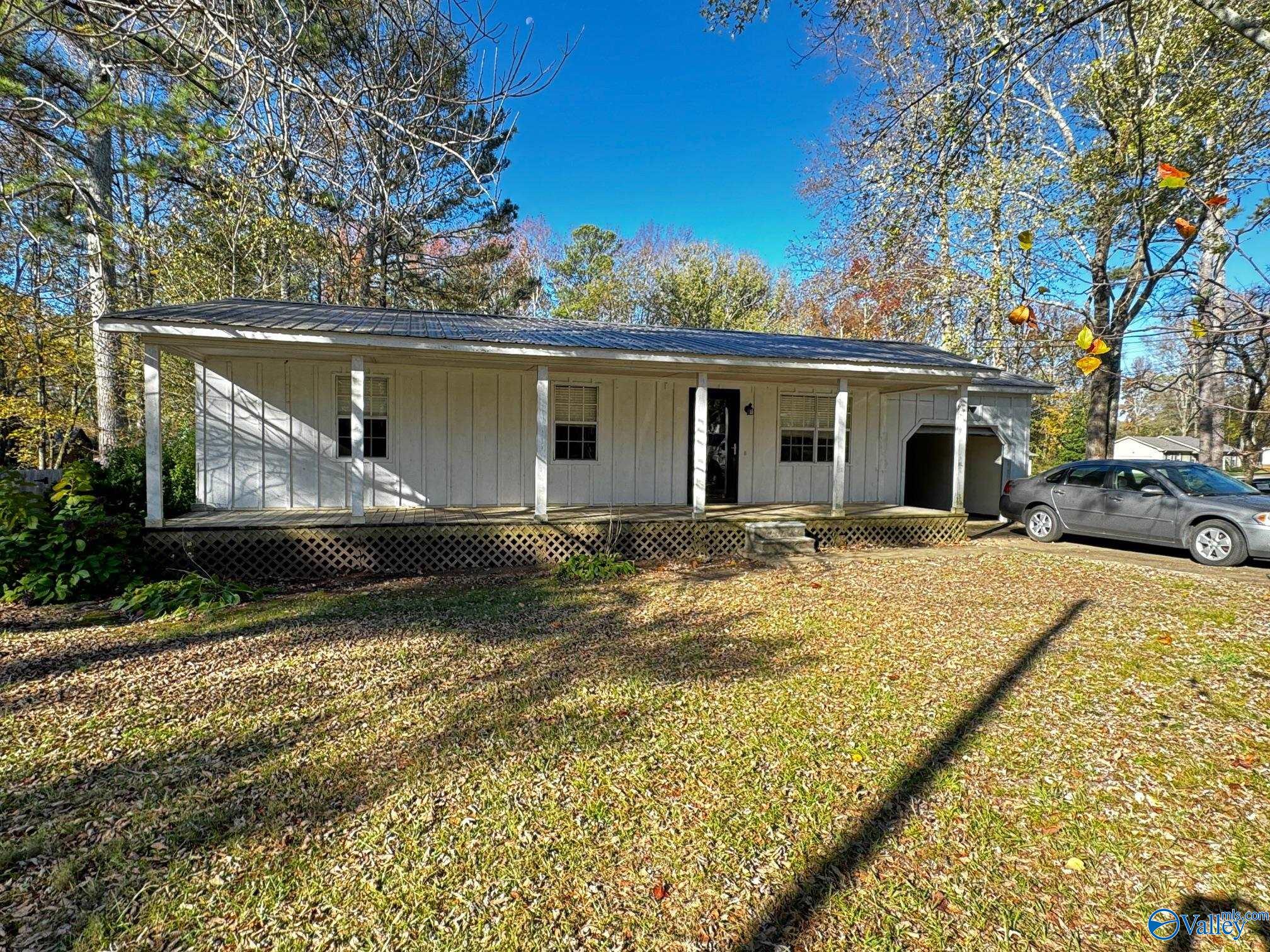 305 NE 3rd Street, Arab, Alabama image 1