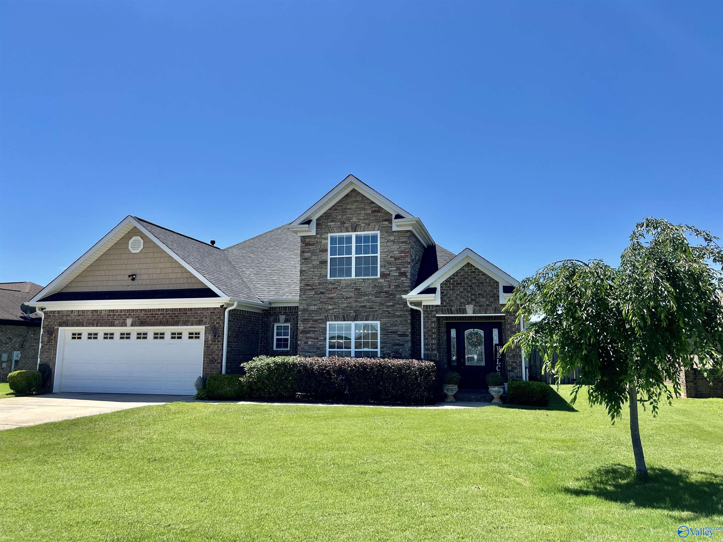 94 Owensby Way, Trinity, Alabama image 1