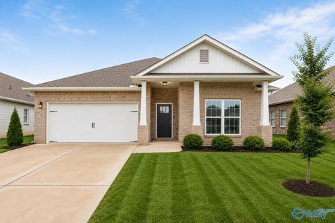 Homes For Sale - 170 Williams Pointe Boulevard<br/> Madison County, Huntsville, AL 35824