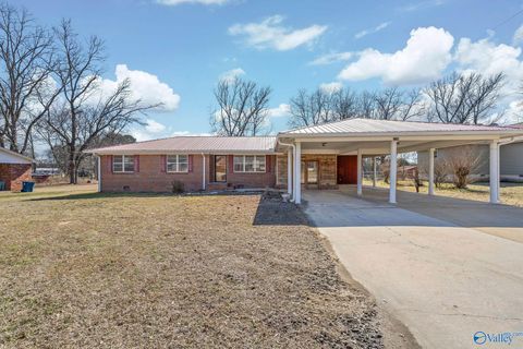 Homes For Sale - 1154 Bethsaida Road<br/> Boaz, AL 35957