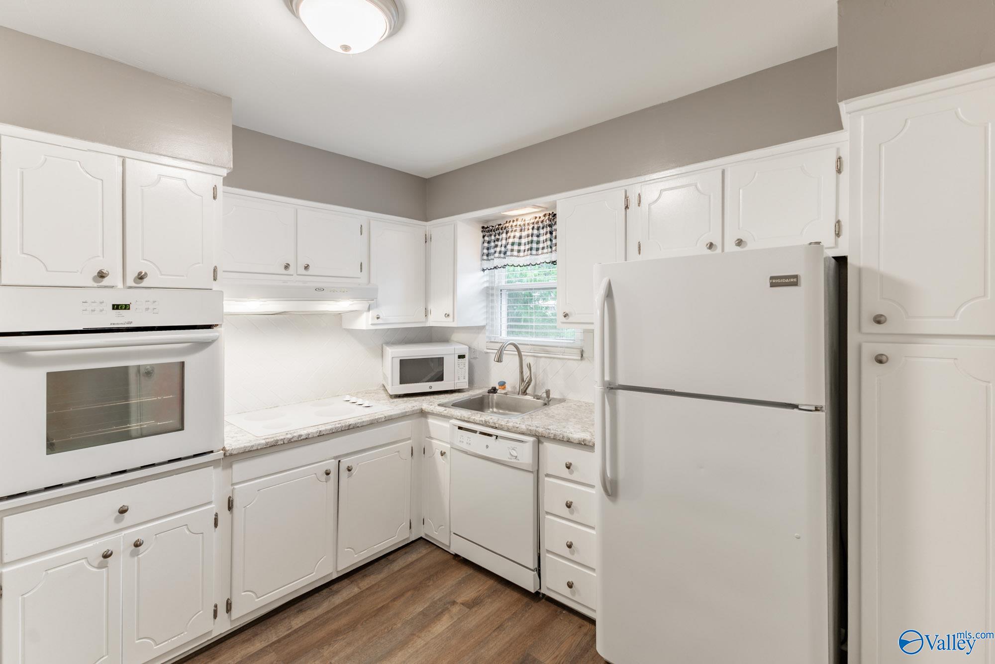 8207 Bailey Cove Road SE Unit C