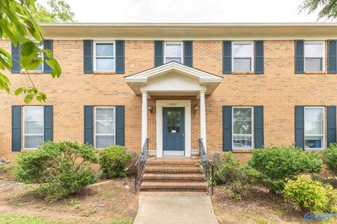 Condo For Sale - 8207 Bailey Cove Road #UNIT C<br/> Madison County, Huntsville, AL 35802