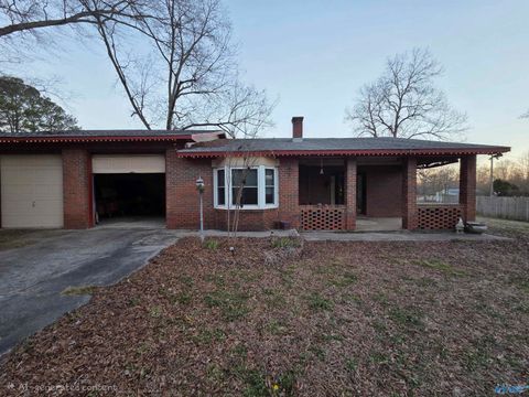 Photo of 2154 County Road 616, Hanceville, AL 35077 (MLS # 21912276)