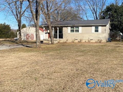 Photo of 8520 County Road 59, Moulton, AL 35650 (MLS # 21909776)
