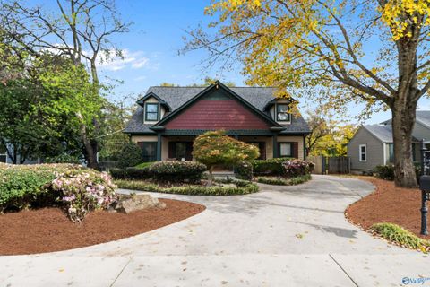 Photo of 2023 Vanderbilt Drive, Huntsville, AL 35801 (MLS # 21903721)