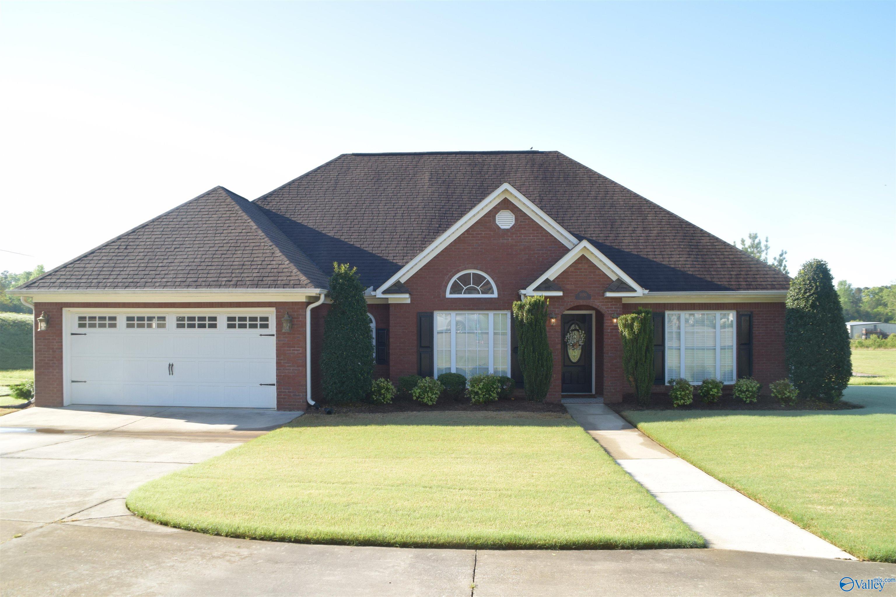 5050 Lily Road, Hokes Bluff, Alabama image 1