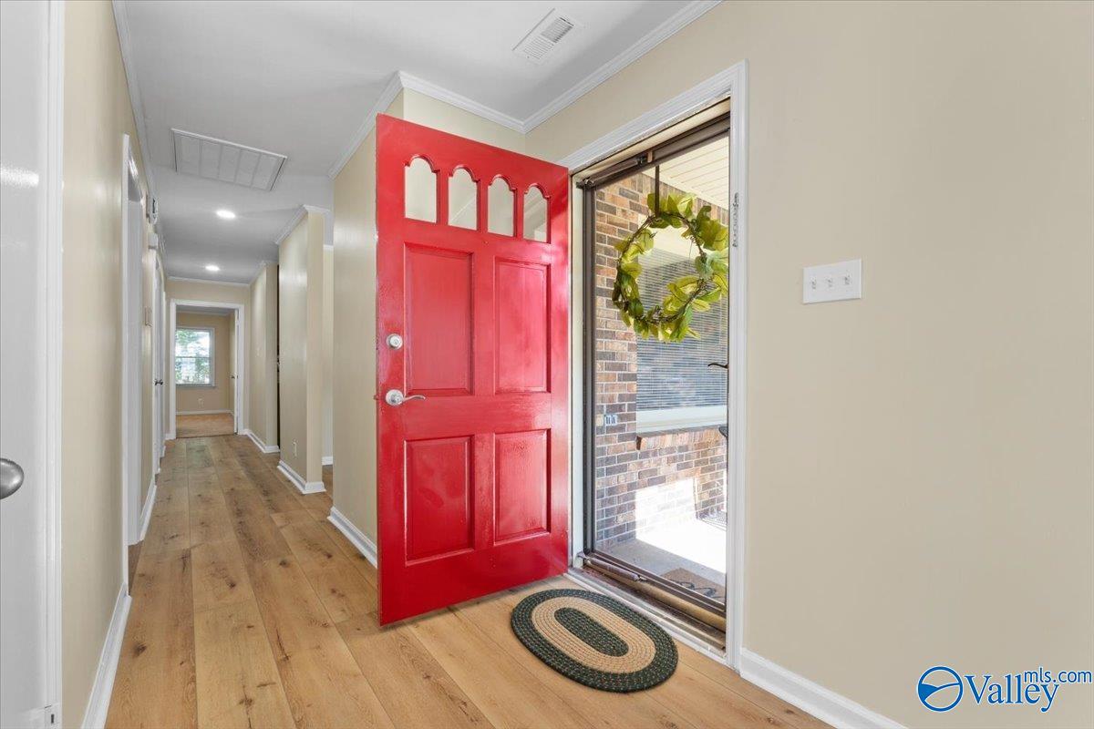 7516 SW Clubfield Drive, Huntsville, Alabama image 4