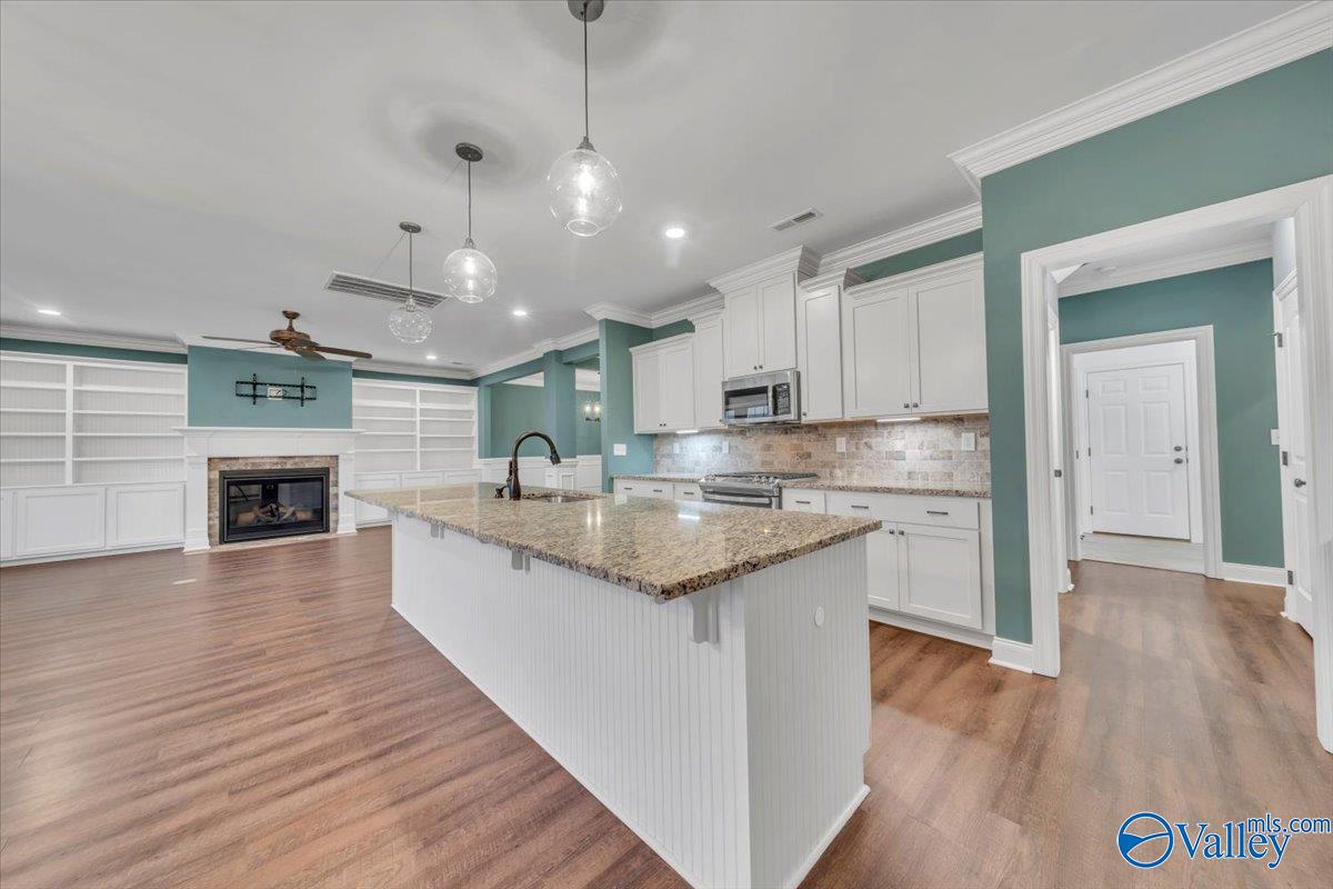 216 Somerscape Drive, Huntsville, Alabama image 5