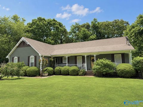 Photo of 109 Lorene Drive, Harvest, AL 35749 (MLS # 21917446)